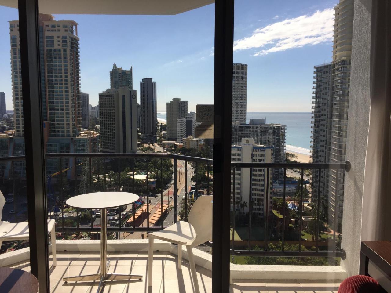 High Floor Ocean View At Surfers Paradise - Hotel Studio Gold Coast Zewnętrze zdjęcie